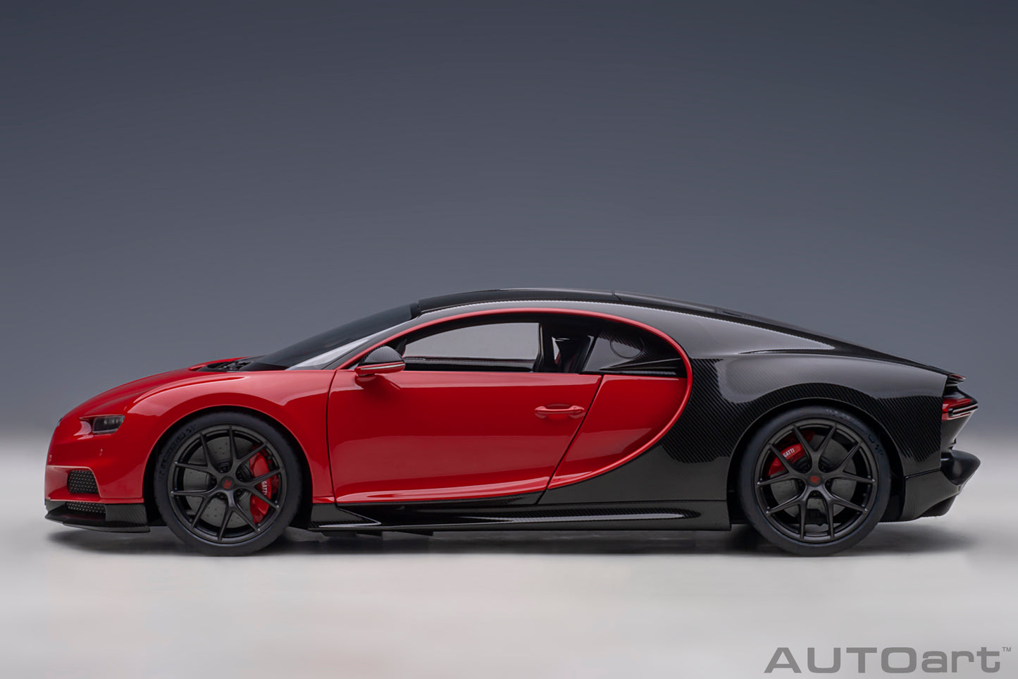 1:18 | Bugatti Chiron Sport 2019 | Italian Red/Carbon | 70996