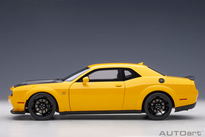 1:18 | Dodge Challenger SRT Hellcat Widebody 2018 | Yellow Jacket/Satin Black Hood | 71737