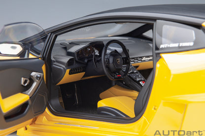 1:18 | Liberty Walk LB Silhouette Works Huracan GT | Metallic Yellow | 79127