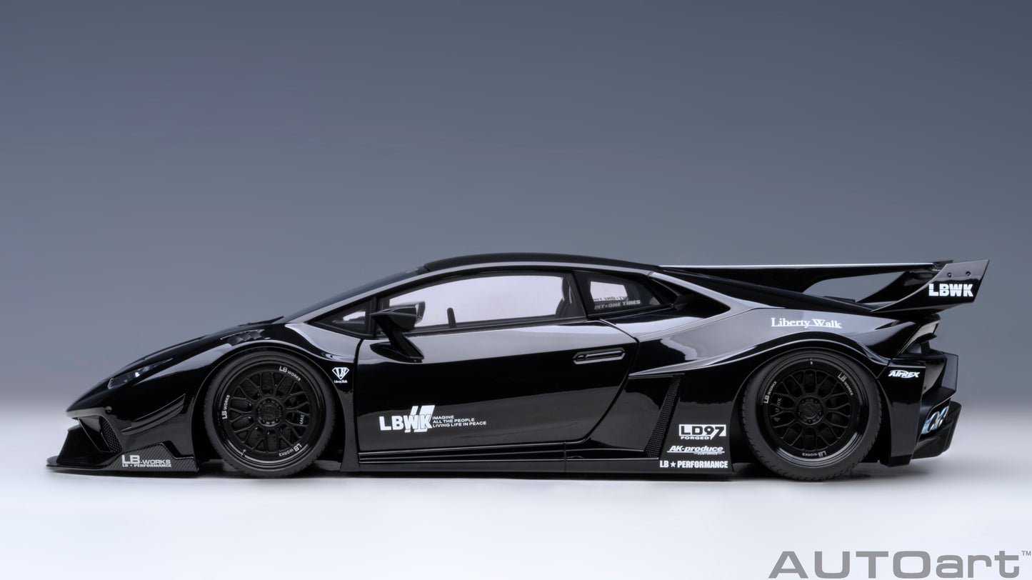 1:18 | Liberty Walk LB Silhouette Works Huracan GT | Black | 79129